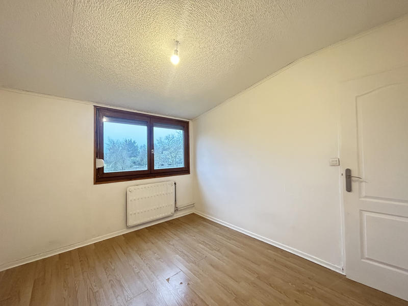 Maison - 83 m² - 5 pièces