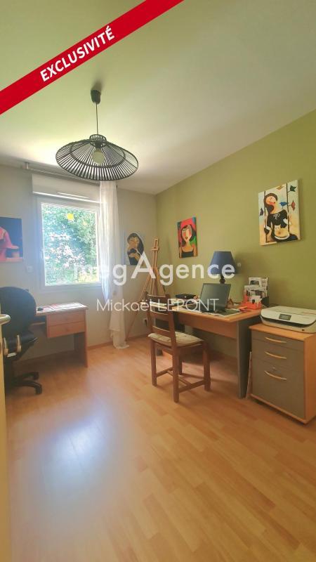 Maison - 144 m² - 8 pièces