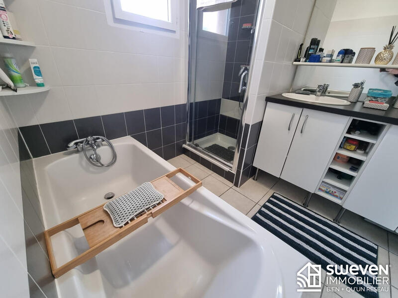 Maison contemporaine - 105 m² - 4 pièces