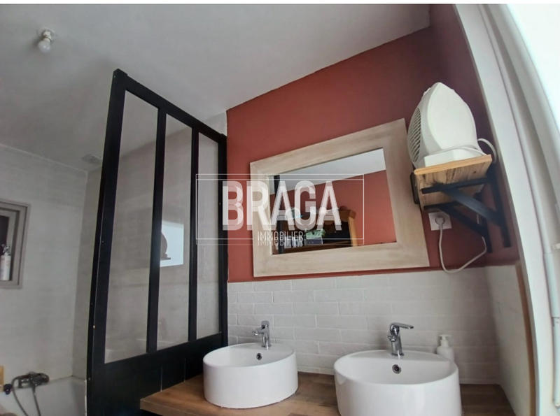 Maison - 100 m² - 6 pièces