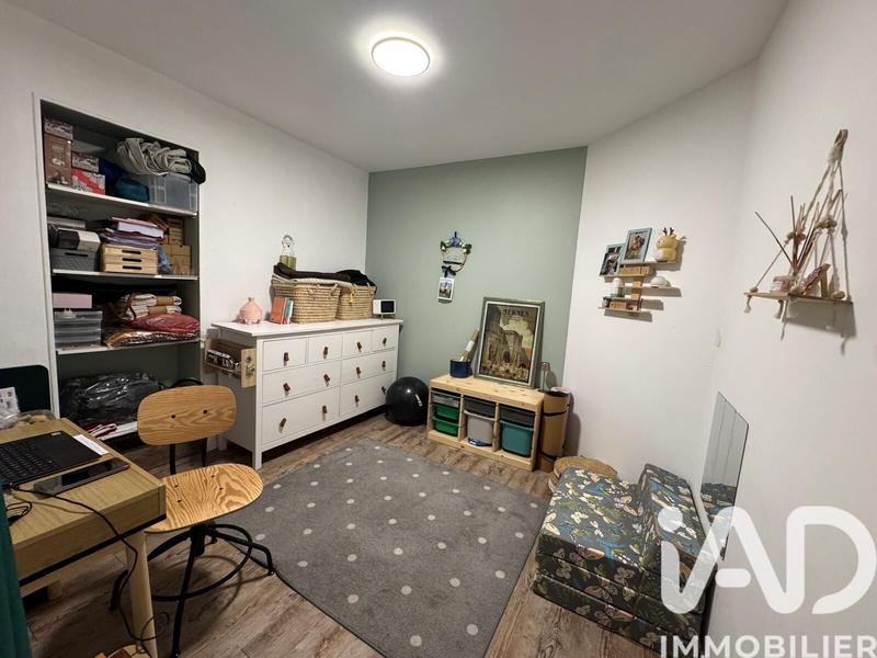 Maison - 181 m² - 8 pièces