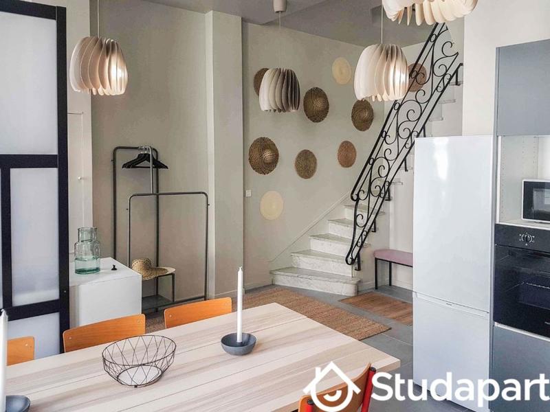 Chambre - 9 m² - 1 pièce