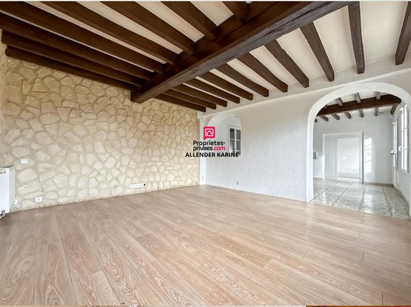 Maison - 140 m² - 8 pièces