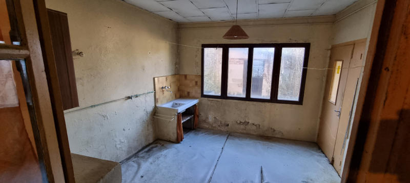 Maison - 205 m² - 8 pièces