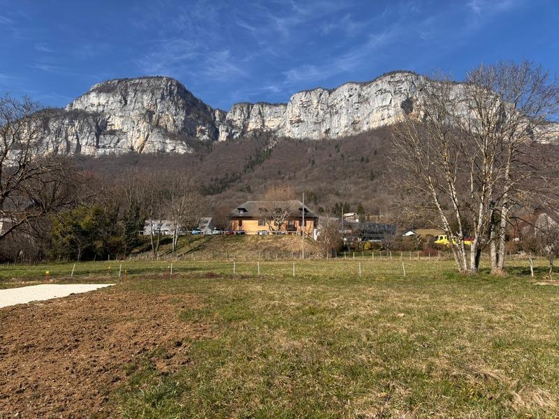 Terrain constructible - 647 m²
