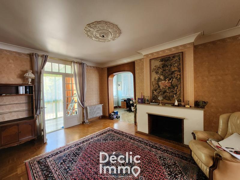 Maison - 162 m² - 8 pièces