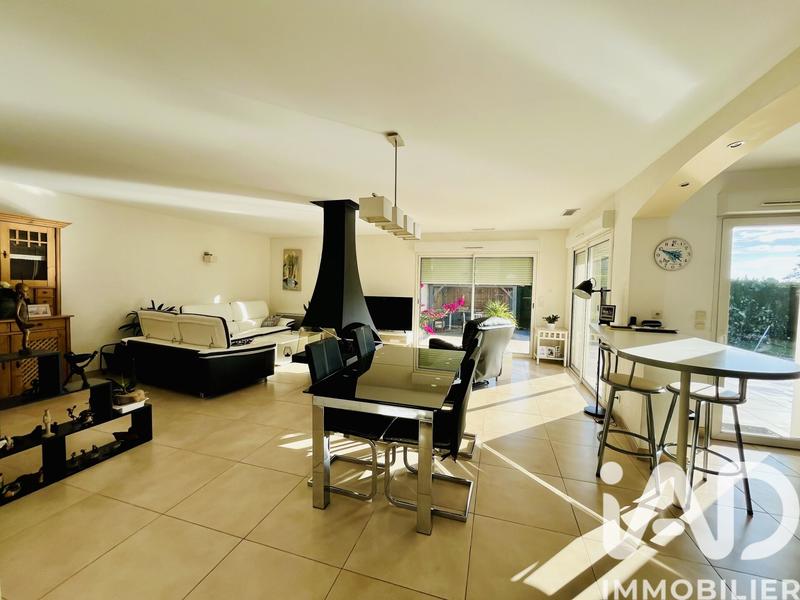 Maison - 127 m² - 6 pièces