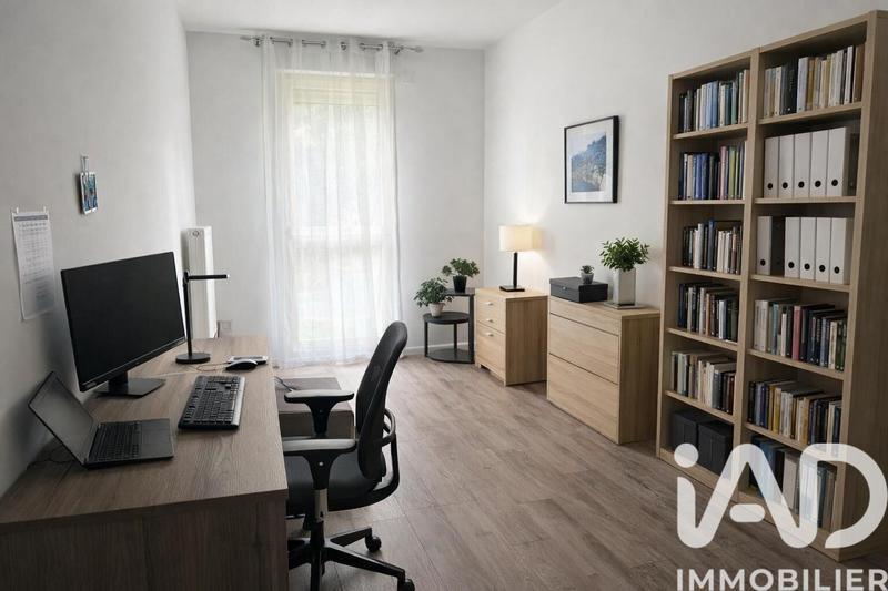 Appartement - 80 m² - 4 pièces