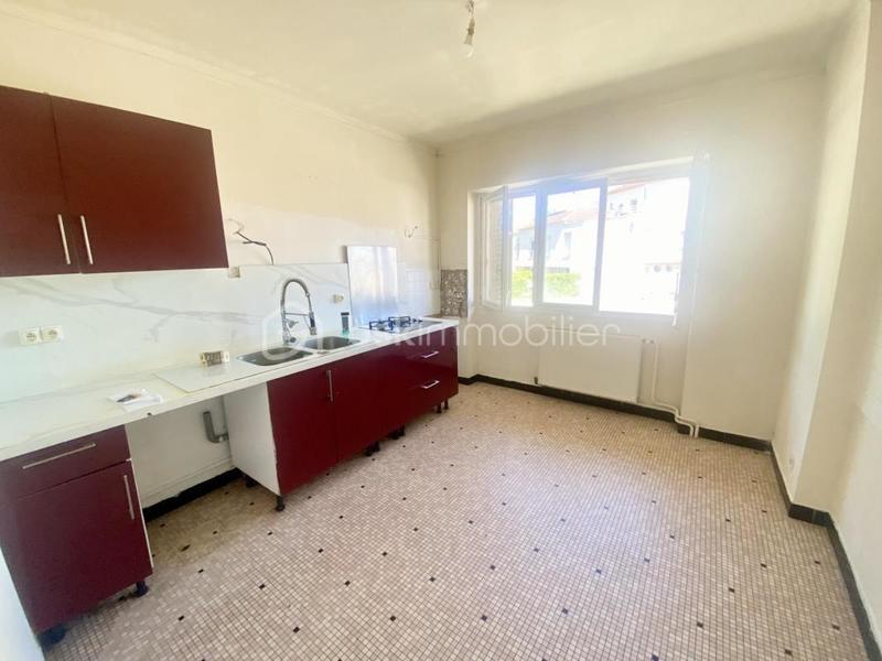 Maison - 80 m² - 5 pièces