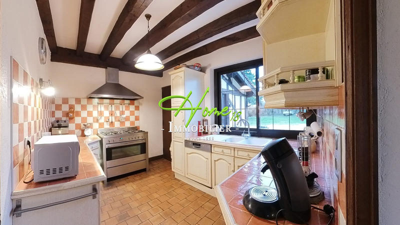 Maison - 145 m² - 7 pièces