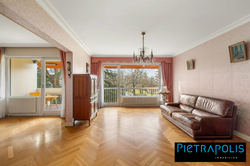 Appartement - 83 m² - 3 pièces