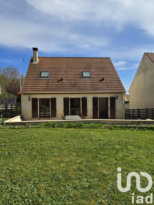 Maison - 88 m² - 4 pièces