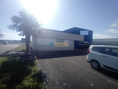 Local commercial - 630 m²