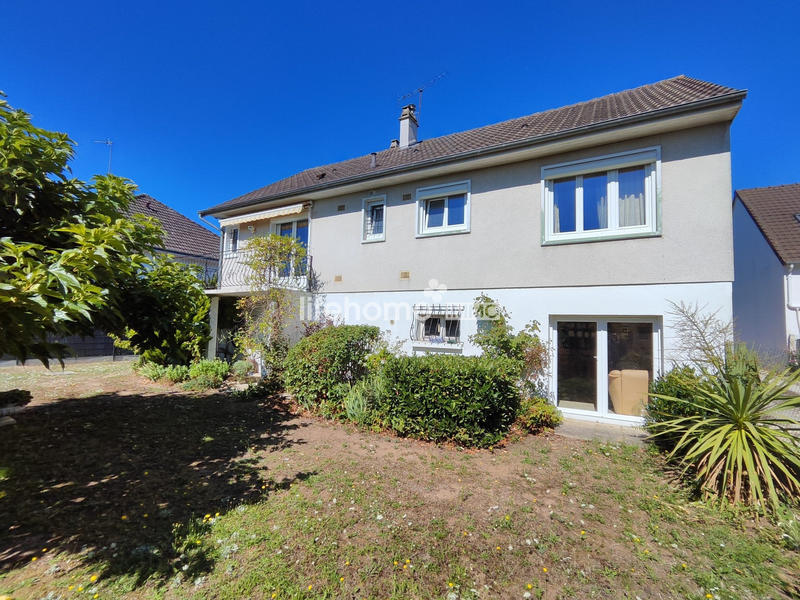 Maison - 139 m² - 6 pièces