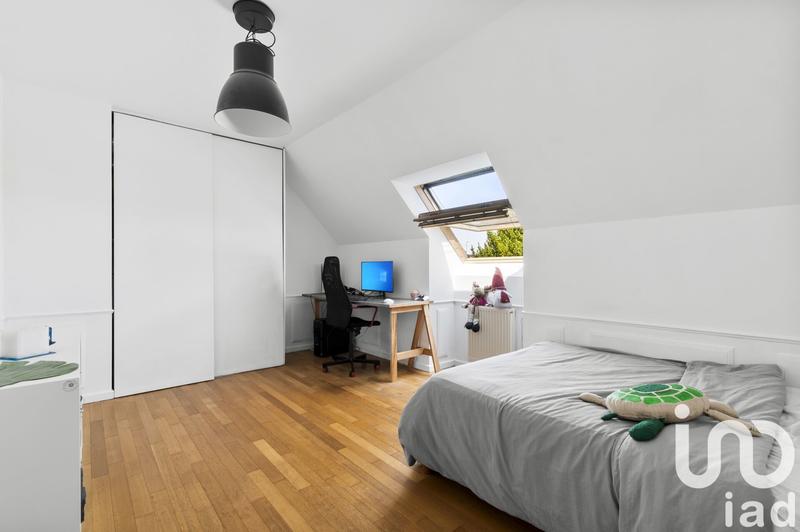 Maison - 198 m² - 7 pièces