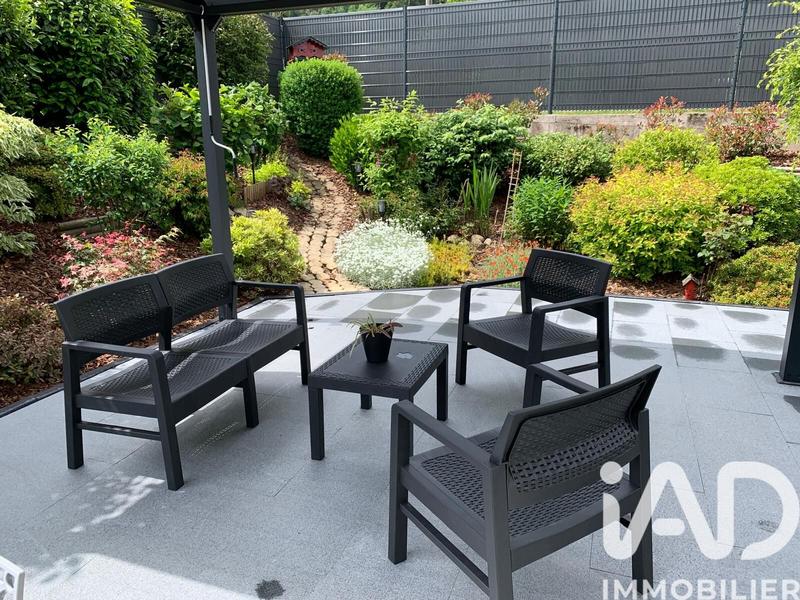 Maison - 165 m² - 8 pièces