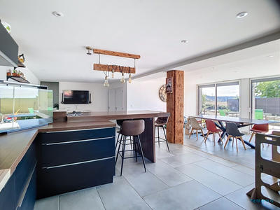 Maison - 146 m² - 5 pièces