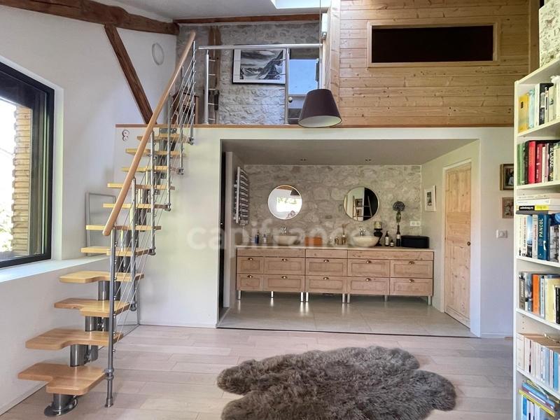 Maison - 187 m² - 4 pièces