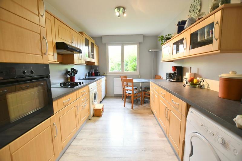 Appartement - 102 m² - 4 pièces