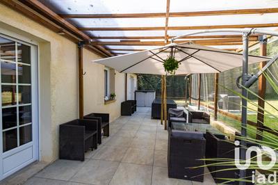 Maison - 90 m² - 6 pièces