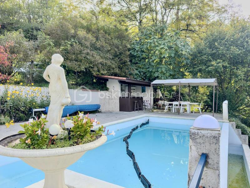 Maison ancienne - 200 m² - 6 pièces