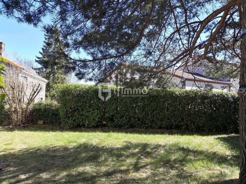 Maison - 198 m² - 10 pièces