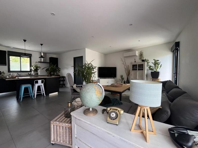 Maison - 110 m² - 4 pièces