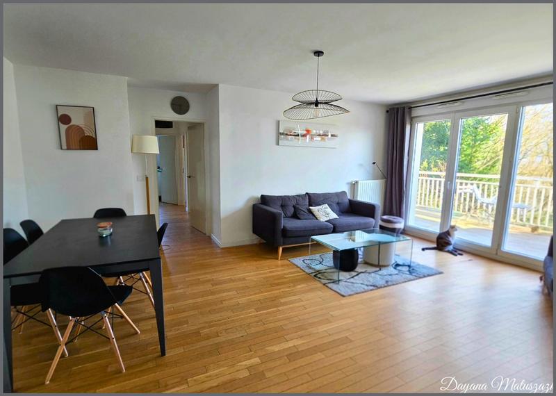 Appartement - 82 m² - 4 pièces