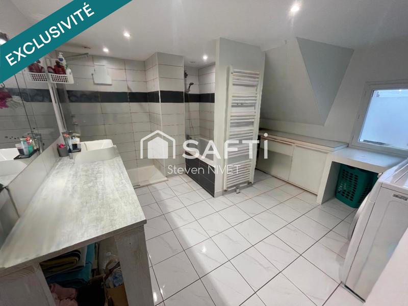 Maison - 200 m² - 6 pièces