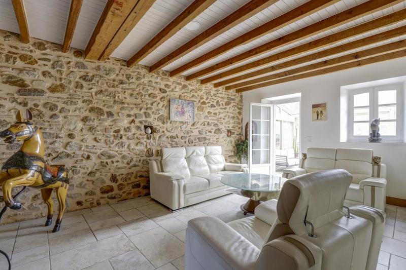 Maison - 276 m² - 6 pièces