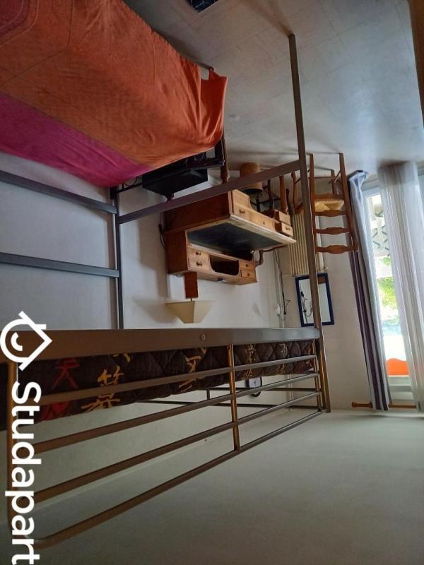 Chambre - 13 m² - 1 pièce