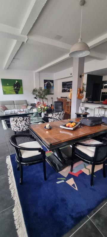 Appartement - 97 m² - 3 pièces