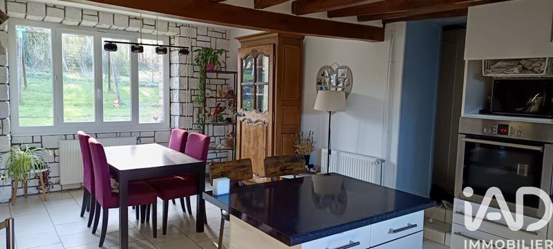 Maison - 98 m² - 6 pièces