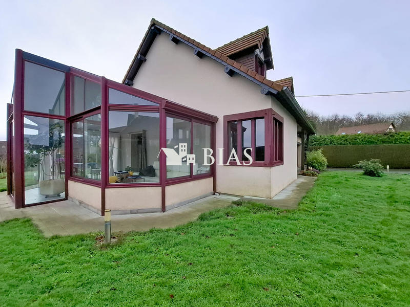 Maison traditionnelle - 130 m² - 5 pièces