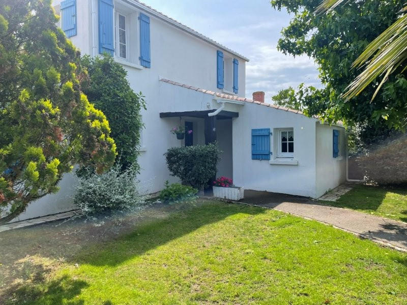 Maison - 261 m² - 8 pièces