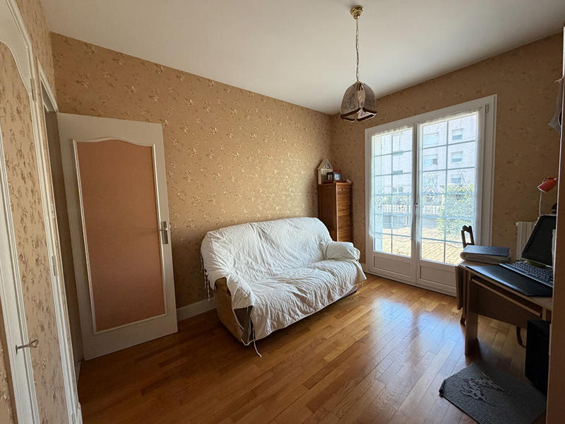 Maison - 137 m² - 6 pièces