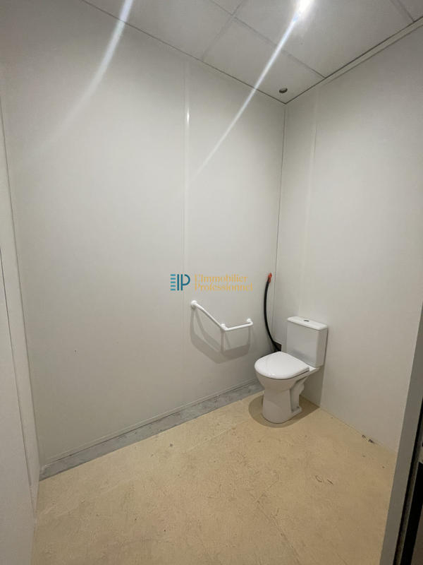 Local commercial - 512 m²