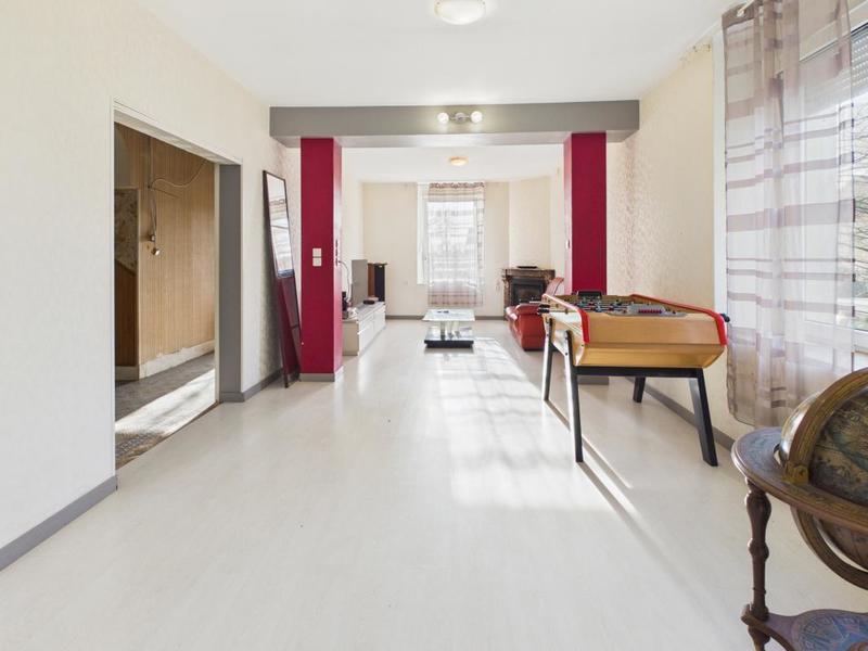 Maison - 186 m² - 7 pièces