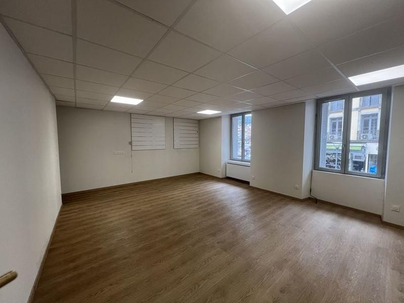 Local commercial - 56 m² - 3 pièces