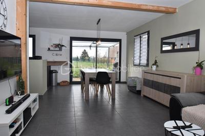Maison - 92 m² - 5 pièces