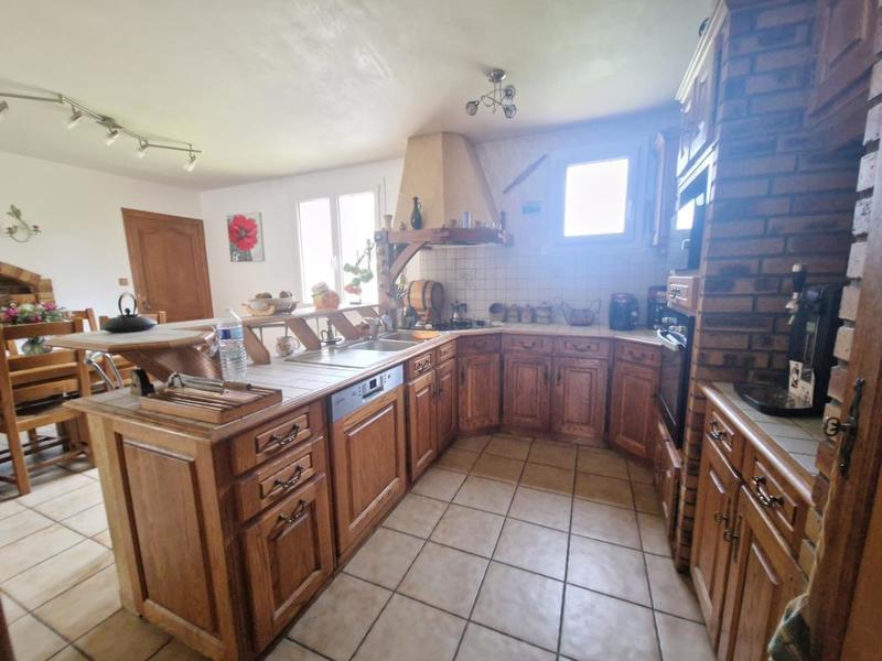 Maison - 186 m² - 7 pièces