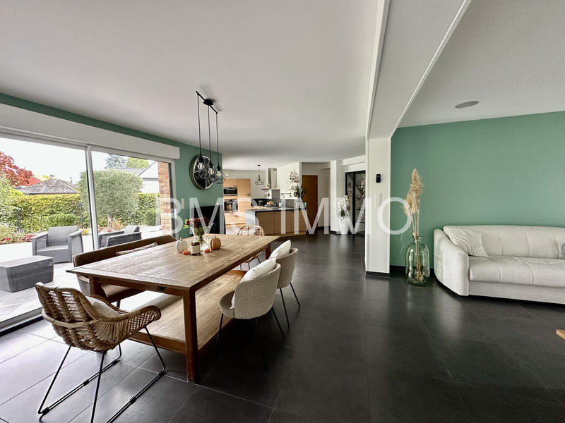 Maison - 151 m² - 6 pièces