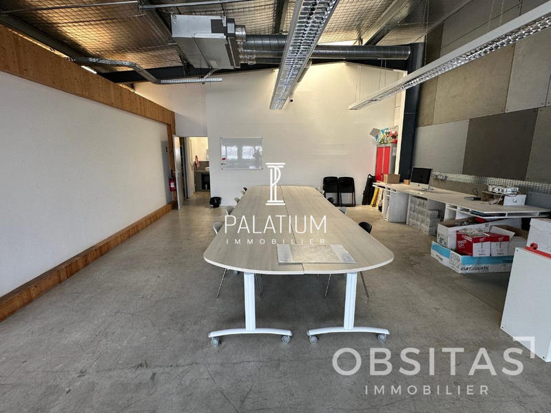 Bureau - 195 m² - 4 pièces