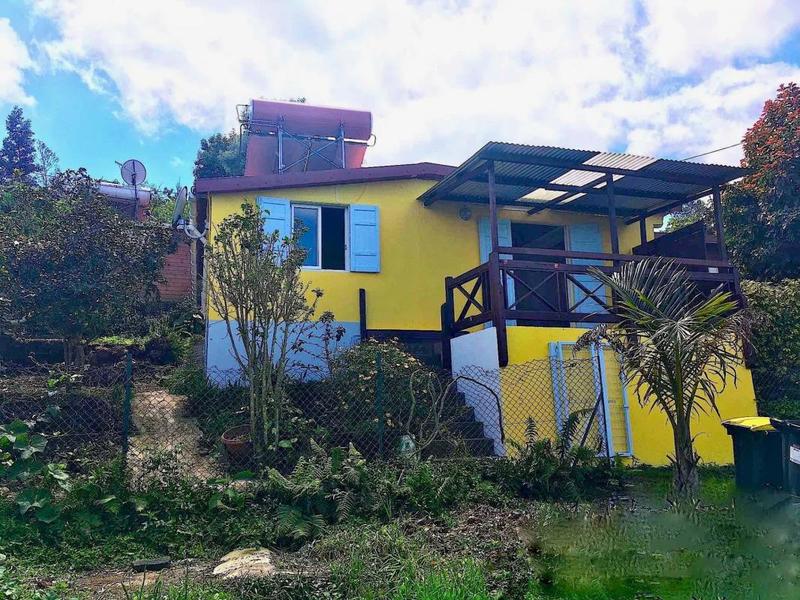 Maison - 230 m² - 10 pièces