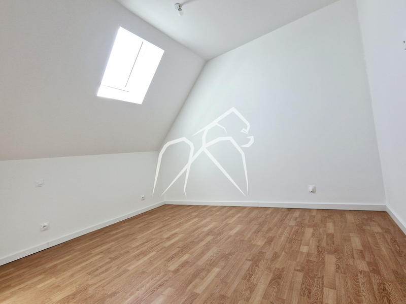 Maison - 91 m² - 5 pièces