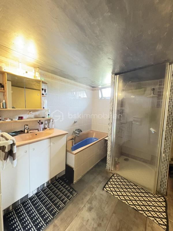 Maison - 148 m² - 7 pièces