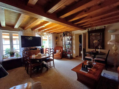 Maison - 93 m² - 5 pièces