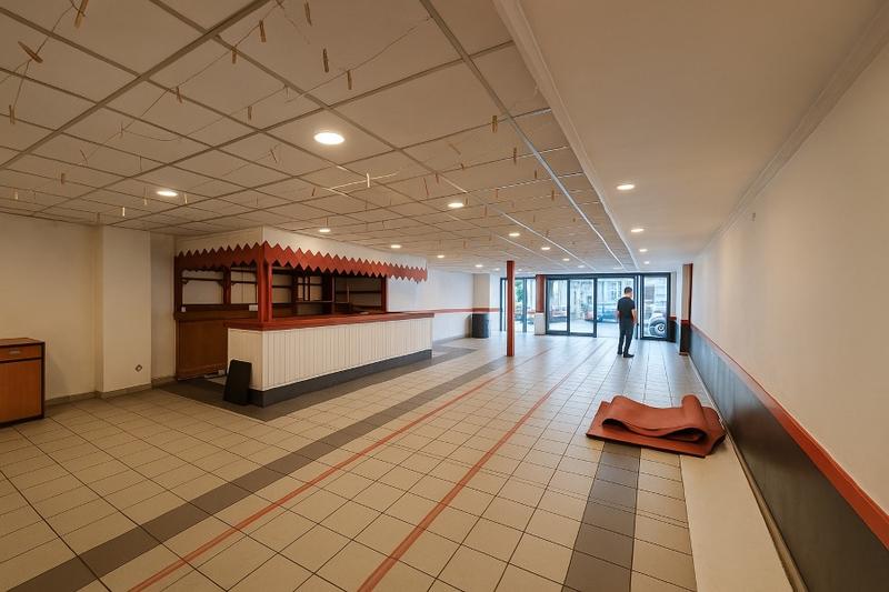 Local commercial - 150 m²