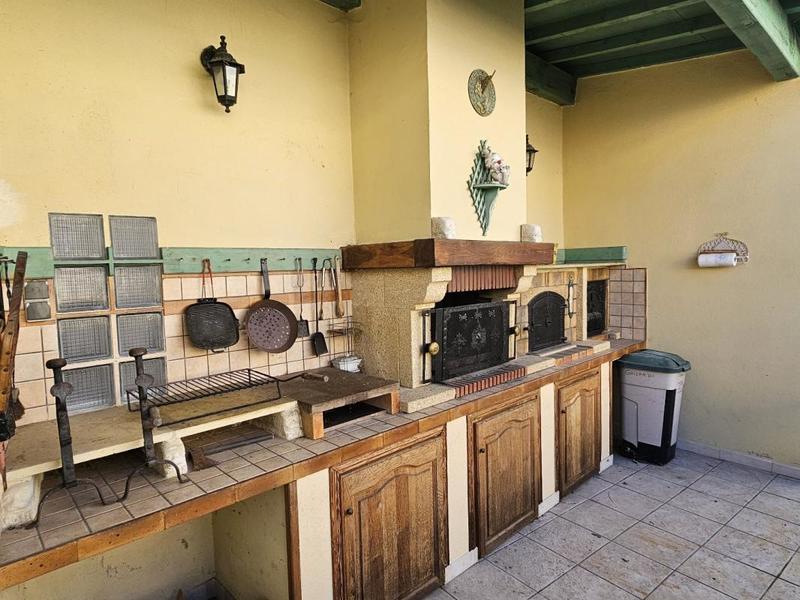 Maison - 107 m² - 9 pièces