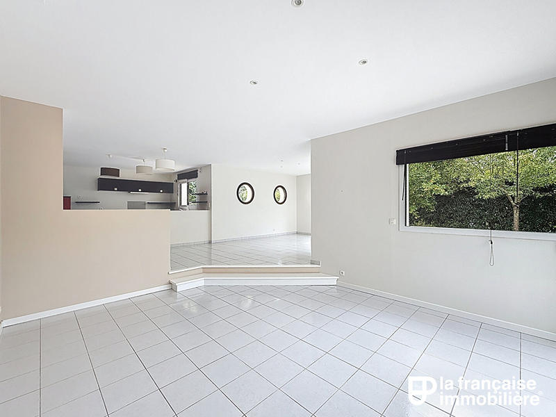 Maison - 171 m² - 8 pièces